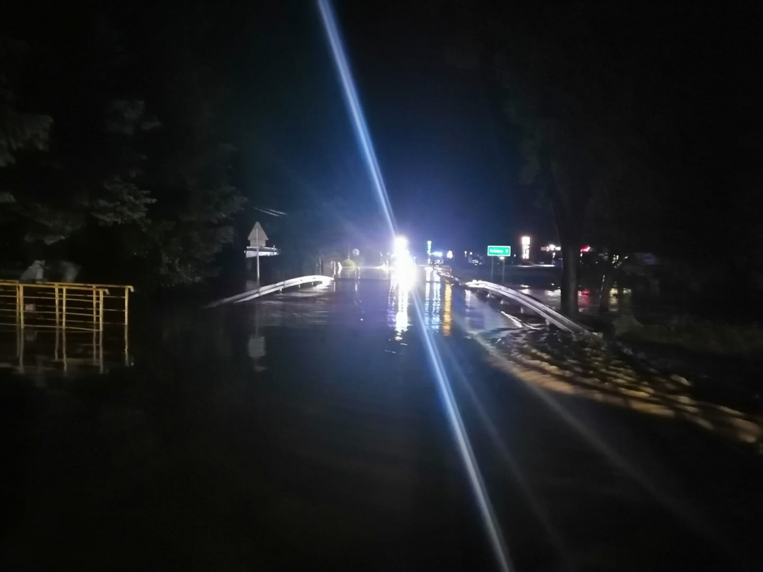 Liczne podtopienia w powiecie krośnieńskim